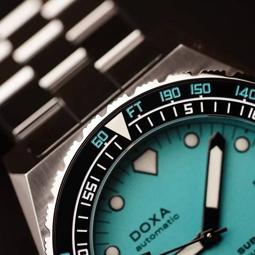 Чоловічий годинник DOXA SUB 600T AQUAMARINE 861.10.241.10 купити за ціною 80500 грн на сайті - THEWATCH