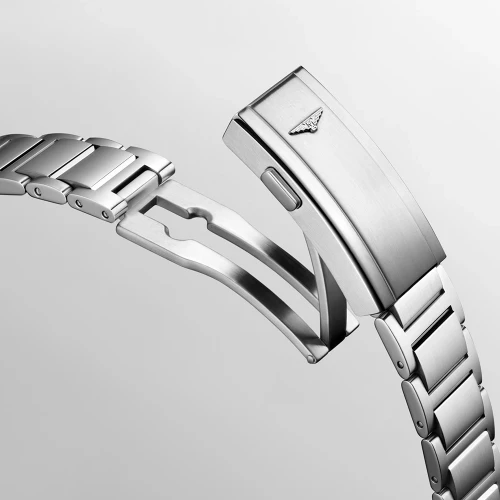 Чоловічий годинник LONGINES HYDROCONQUEST GMT L3.890.4.06.6 купити за ціною 174460 грн на сайті - THEWATCH