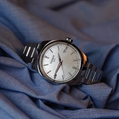 Жіночий годинник TISSOT PR 100 34MM T150.210.11.116.00 купити за ціною 21400 грн на сайті - THEWATCH