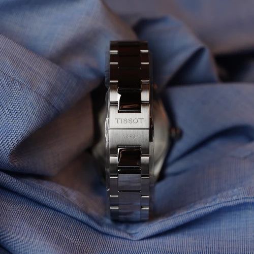 Жіночий годинник TISSOT PR 100 34MM T150.210.11.116.00 купити за ціною 21400 грн на сайті - THEWATCH