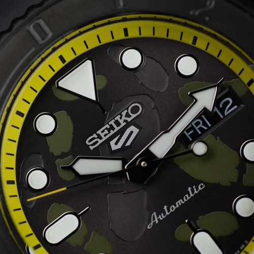 Чоловічий годинник SEIKO SEIKO 5 ONE PIECE SANJI LIMITED EDITION SRPH69K1 купити за ціною 22700 грн на сайті - THEWATCH