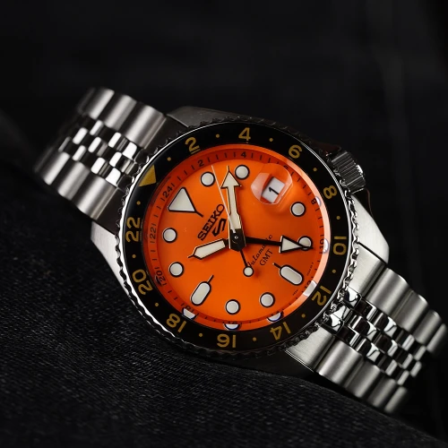 Чоловічий годинник SEIKO 5 SPORTS GMT SSK005K1 купити за ціною 24700 грн на сайті - THEWATCH