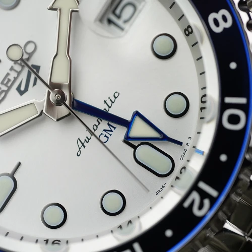 Чоловічий годинник SEIKO 5 SPORTS GMT SSK033K1 купити за ціною 24700 грн на сайті - THEWATCH