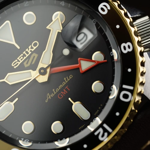Мужские наручные часы SEIKO 5 SPORTS GMT SSK036K1 купить по цене 23700 грн на сайте - THEWATCH
