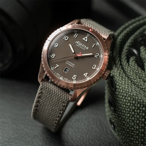 Чоловічий годинник ALPINA STARTIMER PILOT AUTOMATIC AL-525BR4S24 купити за ціною 78140 грн на сайті - THEWATCH