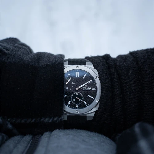 Чоловічий годинник ALPINA ALPINER EXTREME REGULATOR AUTOMATIC AL-650B4AE6 купити за ціною 107450 грн на сайті - THEWATCH
