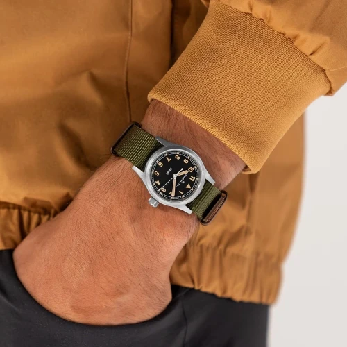 Жіночий годинник HAMILTON KHAKI FIELD QUARTZ 33MM H69301930 купити за ціною 22350 грн на сайті - THEWATCH