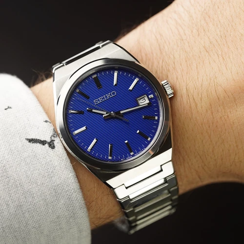 Чоловічий годинник SEIKO CS SPORTS SUR555P1 купити за ціною 16700 грн на сайті - THEWATCH