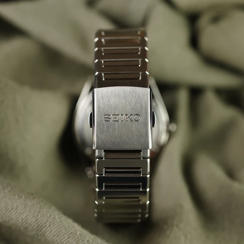 Чоловічий годинник SEIKO CS SPORTS SUR555P1 купити за ціною 16700 грн на сайті - THEWATCH