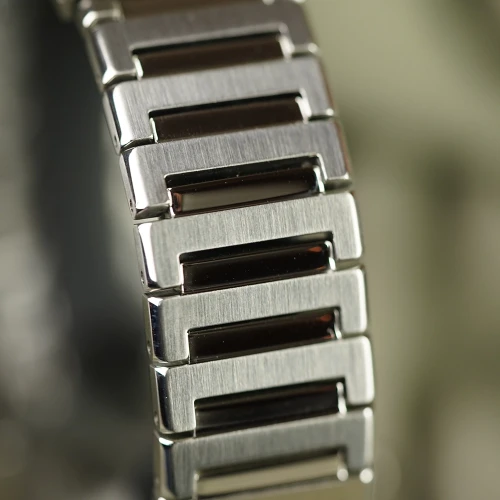 Чоловічий годинник SEIKO CS SPORTS SUR555P1 купити за ціною 16700 грн на сайті - THEWATCH