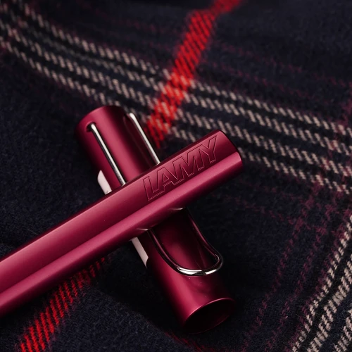 Ручка-роллер LAMY AL-Star Black Purple 4001139 купить по цене 1445 грн на сайте - THEWATCH