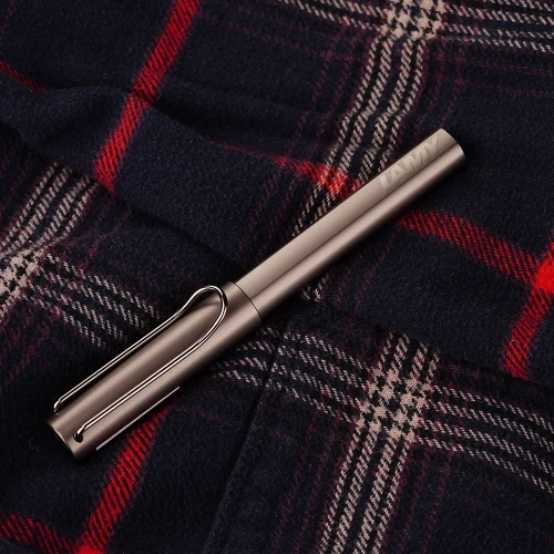 Ручка-роллер LAMY Lx Ruthenium 4031637 купить по цене 2795 грн на сайте - THEWATCH