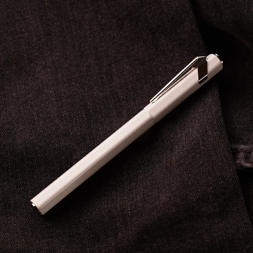 Чернильная ручка Caran d'Ache 849 Metal White купить по цене 3945 грн на сайте - THEWATCH