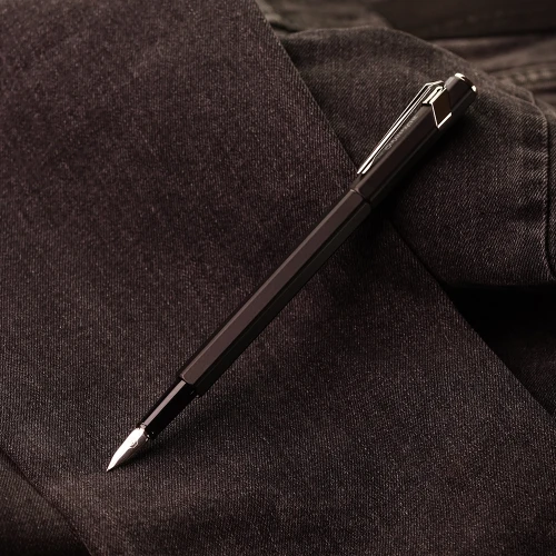 Чорнильна ручка Caran d'Ache 849 Metal Black купити за ціною 3945 грн на сайті - THEWATCH