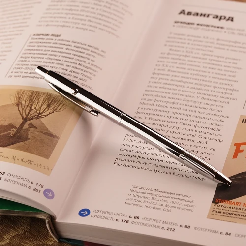 Ручка Fisher Space Pen Shuttle Chrome купити за ціною 4195 грн на сайті - THEWATCH