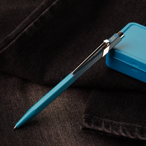 Ручка Caran d'Ache 849 PAUL SMITH Cyan Blue & Steel Blue Special Edition купити за ціною 3395 грн на сайті - THEWATCH