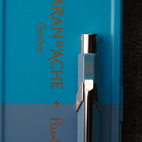 Ручка Caran d'Ache 849 PAUL SMITH Cyan Blue & Steel Blue Special Edition купити за ціною 3395 грн на сайті - THEWATCH