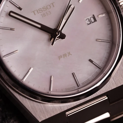 Жіночий годинник TISSOT PRX 35MM T137.210.11.111.00 купити за ціною 21400 грн на сайті - THEWATCH