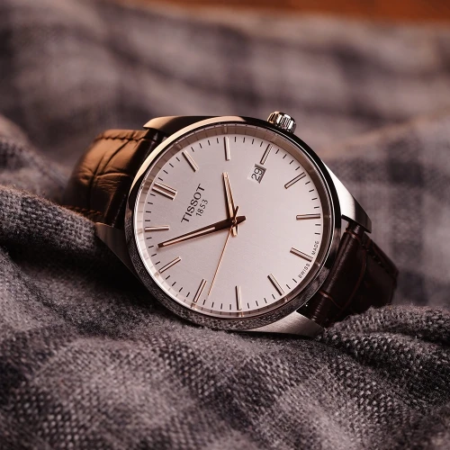 Чоловічий годинник TISSOT PR 100 40MM T150.410.16.031.00 купити за ціною 14980 грн на сайті - THEWATCH