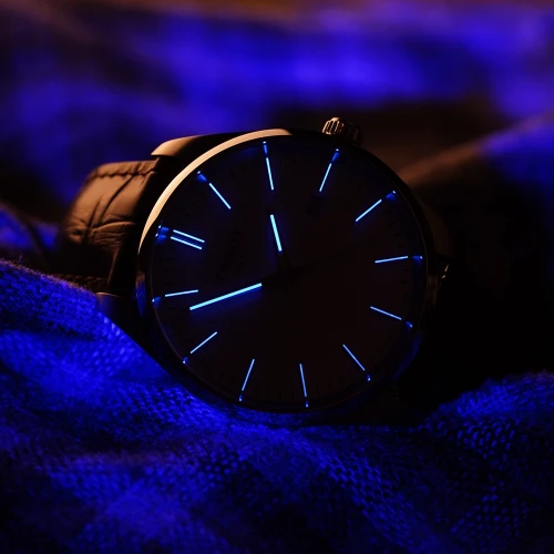 Чоловічий годинник TISSOT PR 100 40MM T150.410.16.031.00 купити за ціною 14980 грн на сайті - THEWATCH