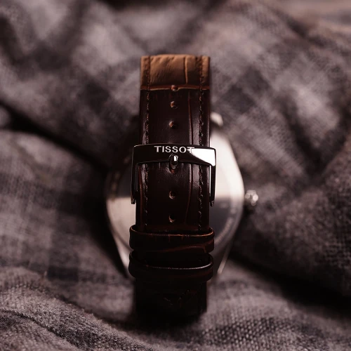 Чоловічий годинник TISSOT PR 100 40MM T150.410.16.031.00 купити за ціною 14980 грн на сайті - THEWATCH