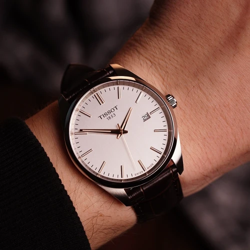 Чоловічий годинник TISSOT PR 100 40MM T150.410.16.031.00 купити за ціною 14980 грн на сайті - THEWATCH