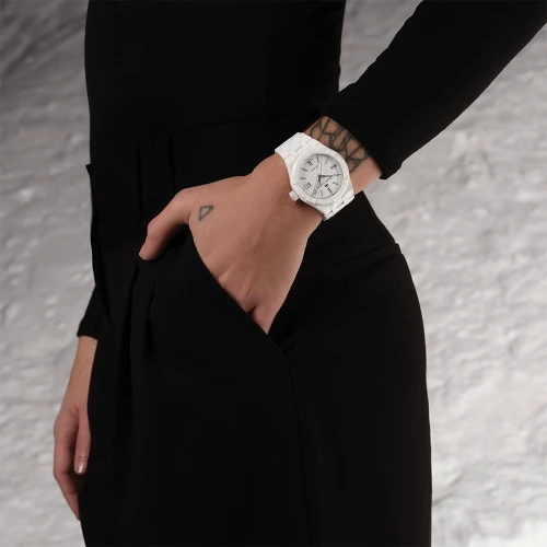 Мужские наручные часы MAURICE LACROIX AIKON AUTOMATIC CERAMIC 39MM AI6007-CRM72-130-7 купить по цене 178200 грн на сайте - THEWATCH