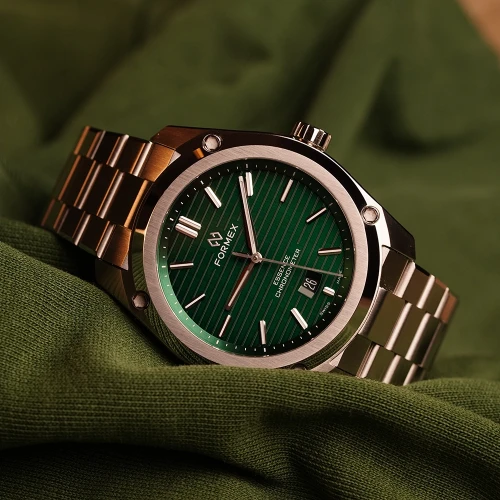 Чоловічий годинник FORMEX ESSENCE AUTOMATIC COSC "GREEN" 43MM 0330.1.6300.100 купити за ціною 85900 грн на сайті - THEWATCH