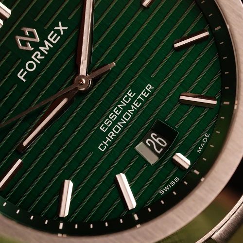 Чоловічий годинник FORMEX ESSENCE AUTOMATIC COSC "GREEN" 43MM 0330.1.6300.100 купити за ціною 85900 грн на сайті - THEWATCH