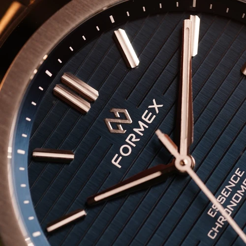 Чоловічий годинник FORMEX ESSENCE AUTOMATIC COSC "BLUE" 43MM 0330.1.6331.100 купити за ціною 0 грн на сайті - THEWATCH