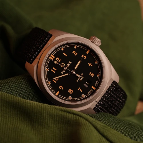 Чоловічий годинник FORMEX FIELD AUTOMATIC "BLACK" 40MM 0660.1.6523.121 купити за ціною 43200 грн на сайті - THEWATCH