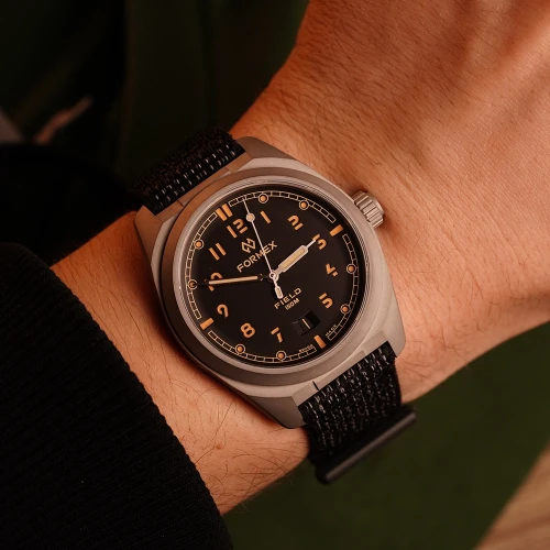 Чоловічий годинник FORMEX FIELD AUTOMATIC "BLACK" 40MM 0660.1.6523.121 купити за ціною 43200 грн на сайті - THEWATCH