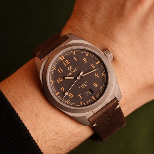 Чоловічий годинник FORMEX FIELD AUTOMATIC "ASH GREY" 40MM 0660.1.6543.722 купити за ціною 52300 грн на сайті - THEWATCH