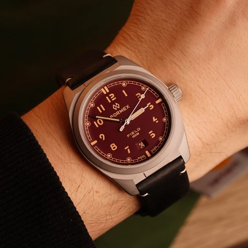 Чоловічий годинник FORMEX FIELD AUTOMATIC "MAHOGONY RED" 40MM 0660.1.6573.711 купити за ціною 52300 грн на сайті - THEWATCH