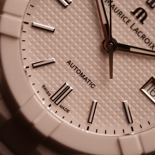 Мужские наручные часы MAURICE LACROIX AIKON AUTOMATIC CERAMIC 39MM AI6007-CRM72-130-7 купить по цене 178200 грн на сайте - THEWATCH