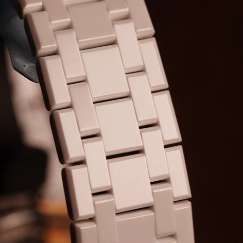 Мужские наручные часы MAURICE LACROIX AIKON AUTOMATIC CERAMIC 39MM AI6007-CRM72-130-7 купить по цене 178200 грн на сайте - THEWATCH