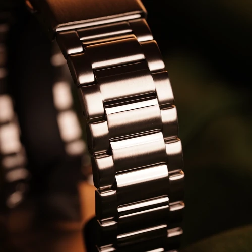 Чоловічий годинник CITIZEN ECO-DRIVE AW1811-82X купити за ціною 9310 грн на сайті - THEWATCH