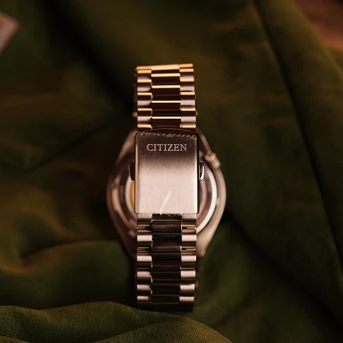 Чоловічий годинник CITIZEN TSUYOSA NJ0159-86Z купити за ціною 15550 грн на сайті - THEWATCH