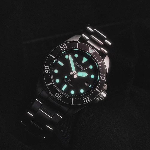 Чоловічий годинник SEIKO PROSPEX MARINEMASTER 1965 DIVER'S MODERN RE-INTERPRETATION SJE117J1 купити за ціною 171700 грн на сайті - THEWATCH