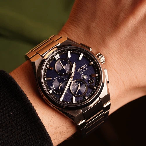 Чоловічий годинник SEIKO ASTRON GPS SOLAR SSH161J1 купити за ціною 131300 грн на сайті - THEWATCH