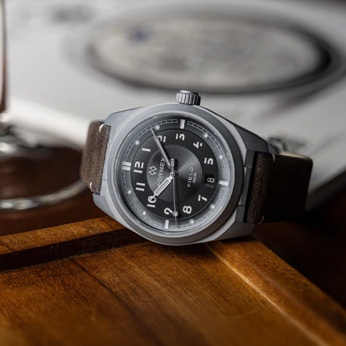 Чоловічий годинник FORMEX FIELD AUTOMATIC "BASALT GREY" 40MM 0660.1.6525.877 купити за ціною 43200 грн на сайті - THEWATCH